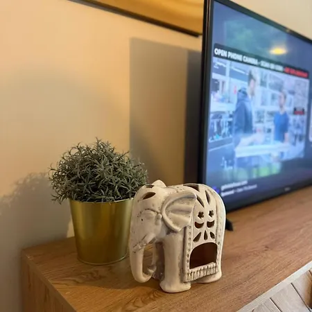 Oberon's Rest - Spacious 2 Bed Perfect For Contractors & Families Near Shipley, *