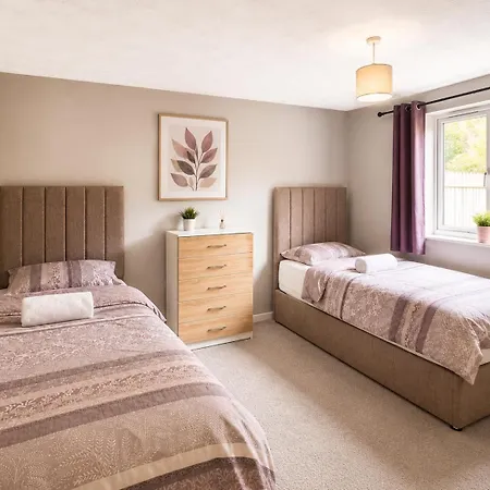 Beautiful, Spacious 2 Bed House, Saltaire-bingley, Sleeps 5 Брадфорд
