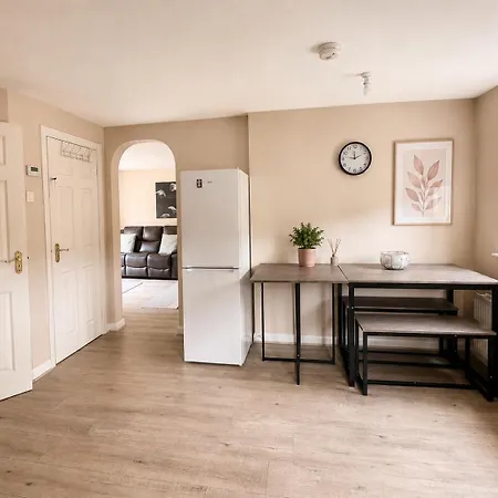 Дом отдыха Beautiful, Spacious 2 Bed House, Saltaire-bingley, Sleeps 5