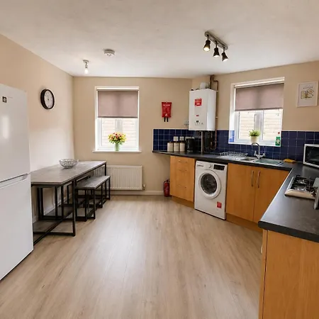 Beautiful, Spacious 2 Bed House, Saltaire-bingley, Sleeps 5 Дом отдыха *