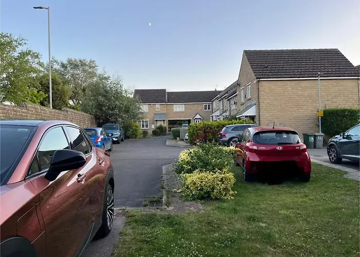 Oberon's Rest - Spacious 2 Bed Perfect For Contractors & Families Near Shipley, Holiday home *